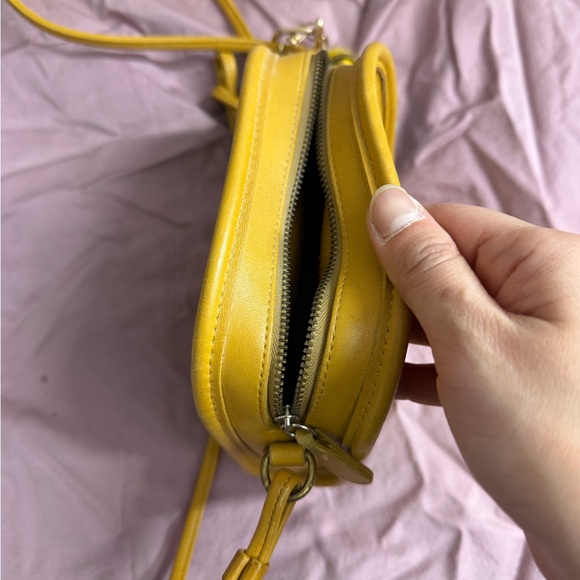 Coach Yellow Leather Crossbody Bag - Picture 4 of 6